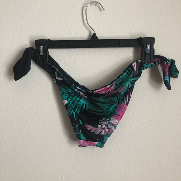 Tezenis Floral Tie Side Cheeky Bikini Bottoms med - Picture 4 of 5